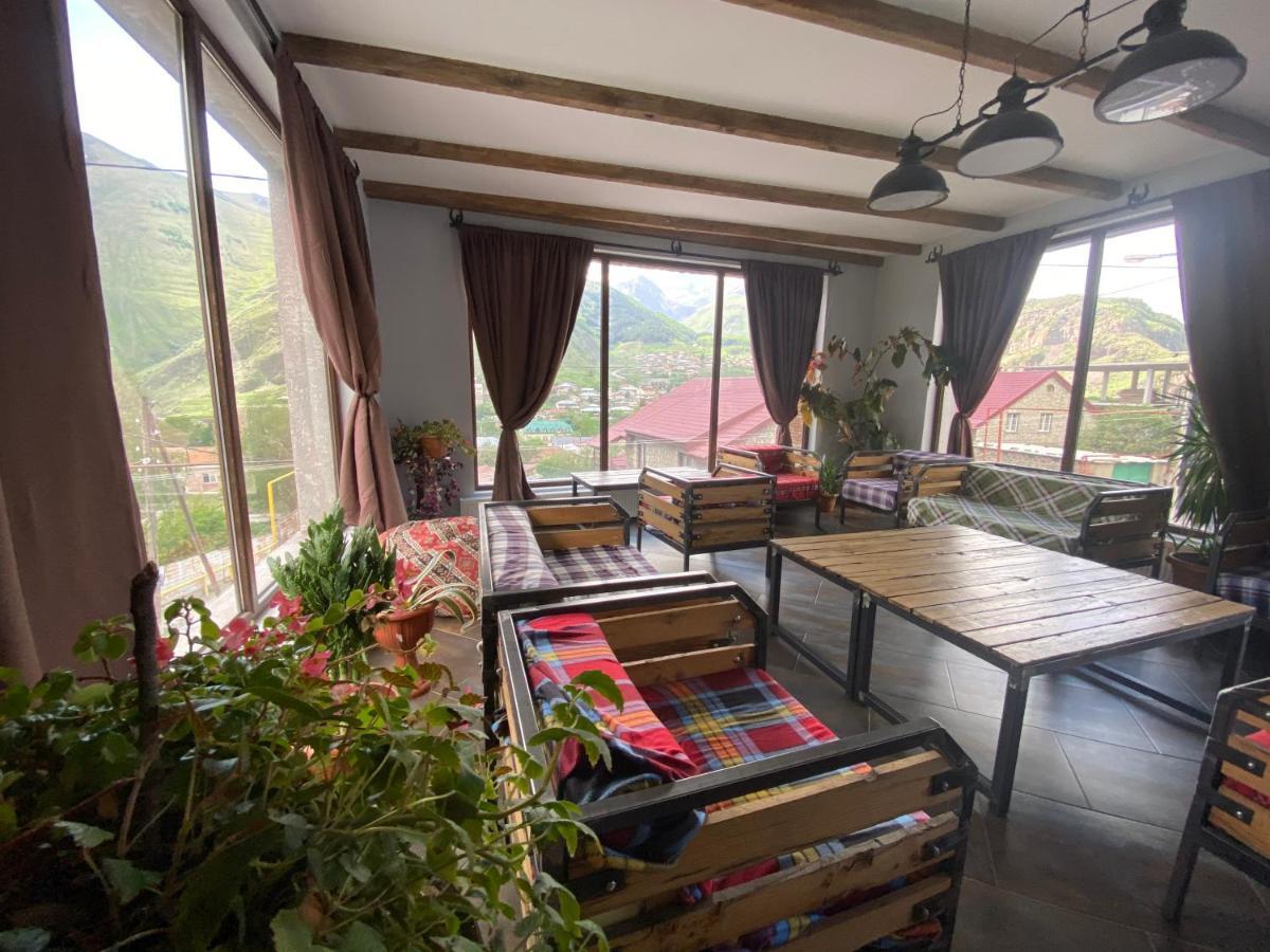 Veranda Guesthouse Stepancminda Exteriér fotografie